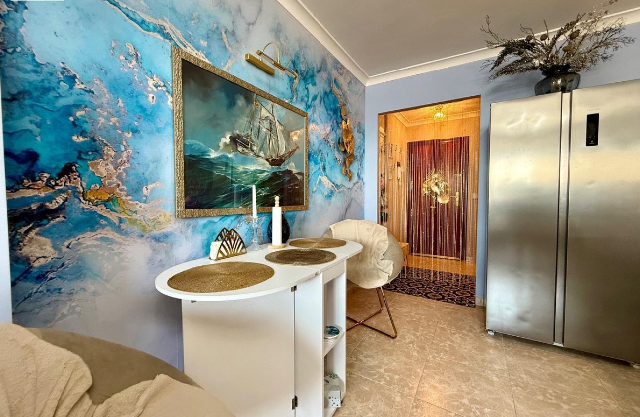 Használt ingatlanok - Apartman / lakás -
Alicante - Alicante Centro