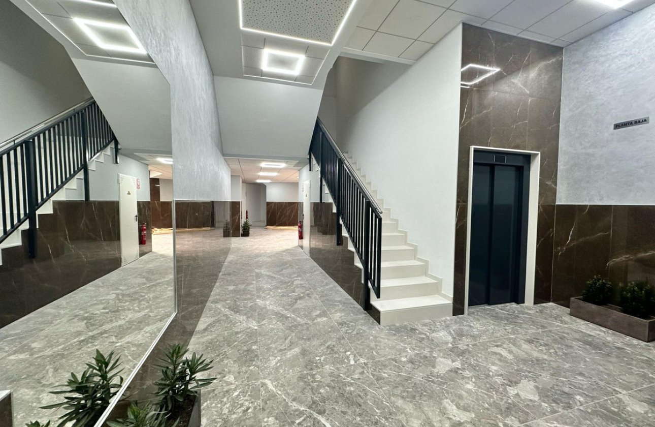 Használt ingatlanok - Apartman / lakás -
Alicante - Alicante Centro