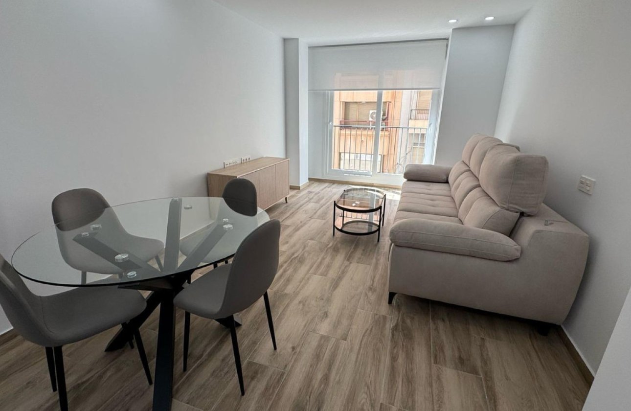 Használt ingatlanok - Apartman / lakás -
Alicante - Alicante Centro