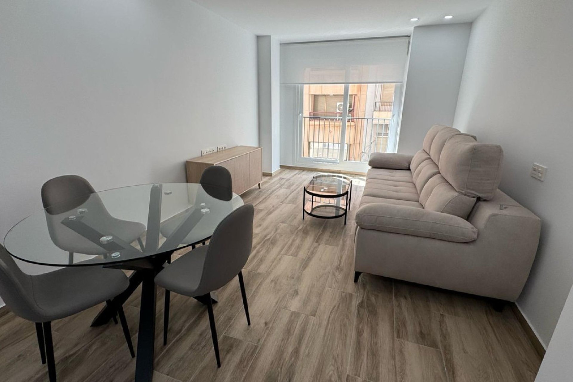 Használt ingatlanok - Apartman / lakás -
Alicante - Alicante Centro