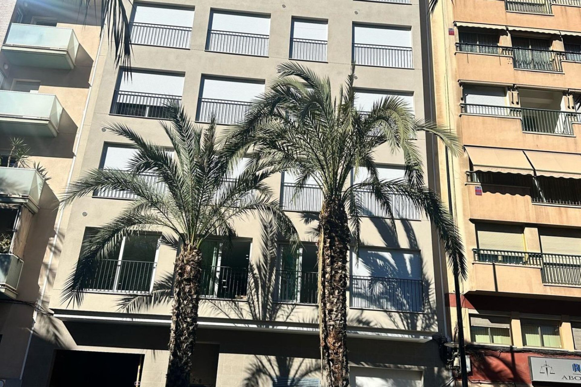 Használt ingatlanok - Apartman / lakás -
Alicante - Alicante Centro