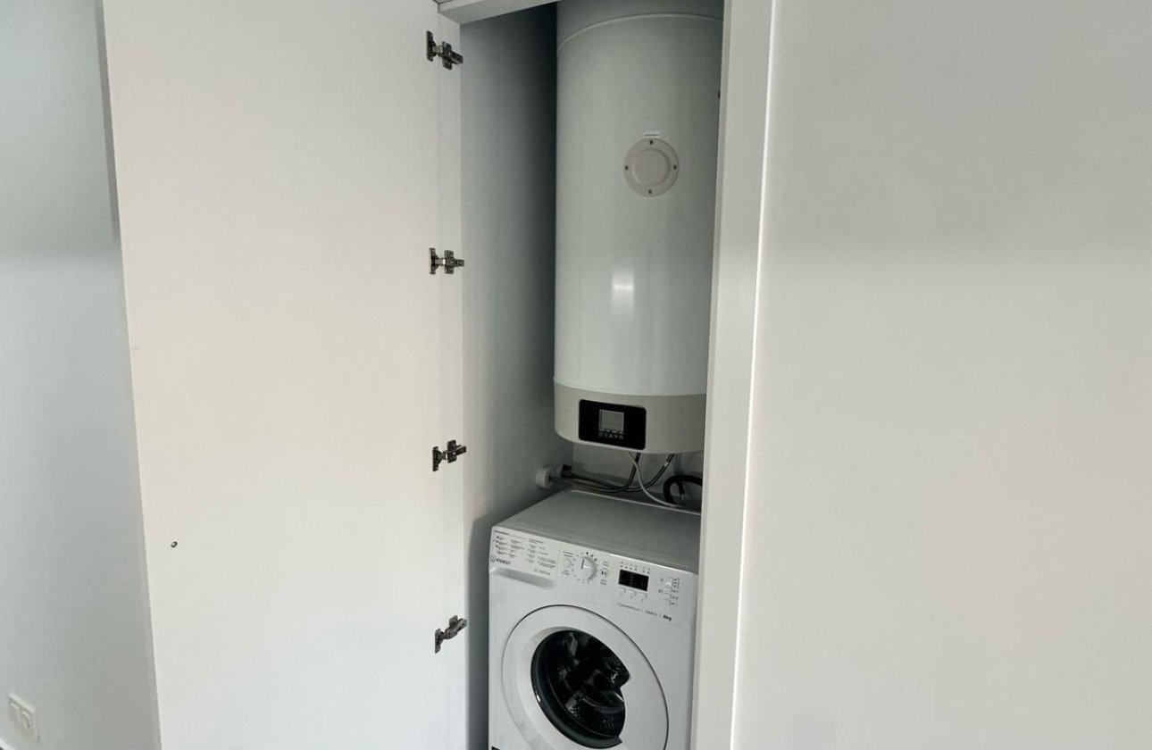 Használt ingatlanok - Apartman / lakás -
Alicante - Alicante Centro