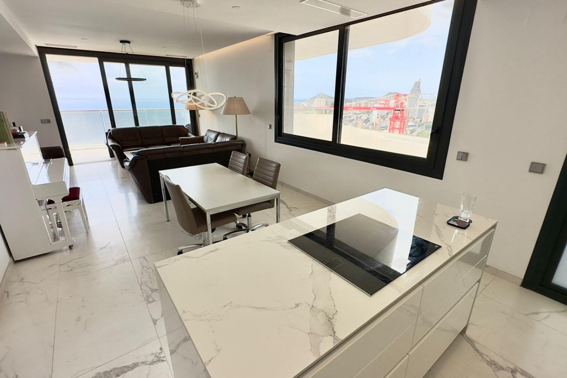 Használt ingatlanok - Apartman / lakás -
Benidorm - Benidorm Centro