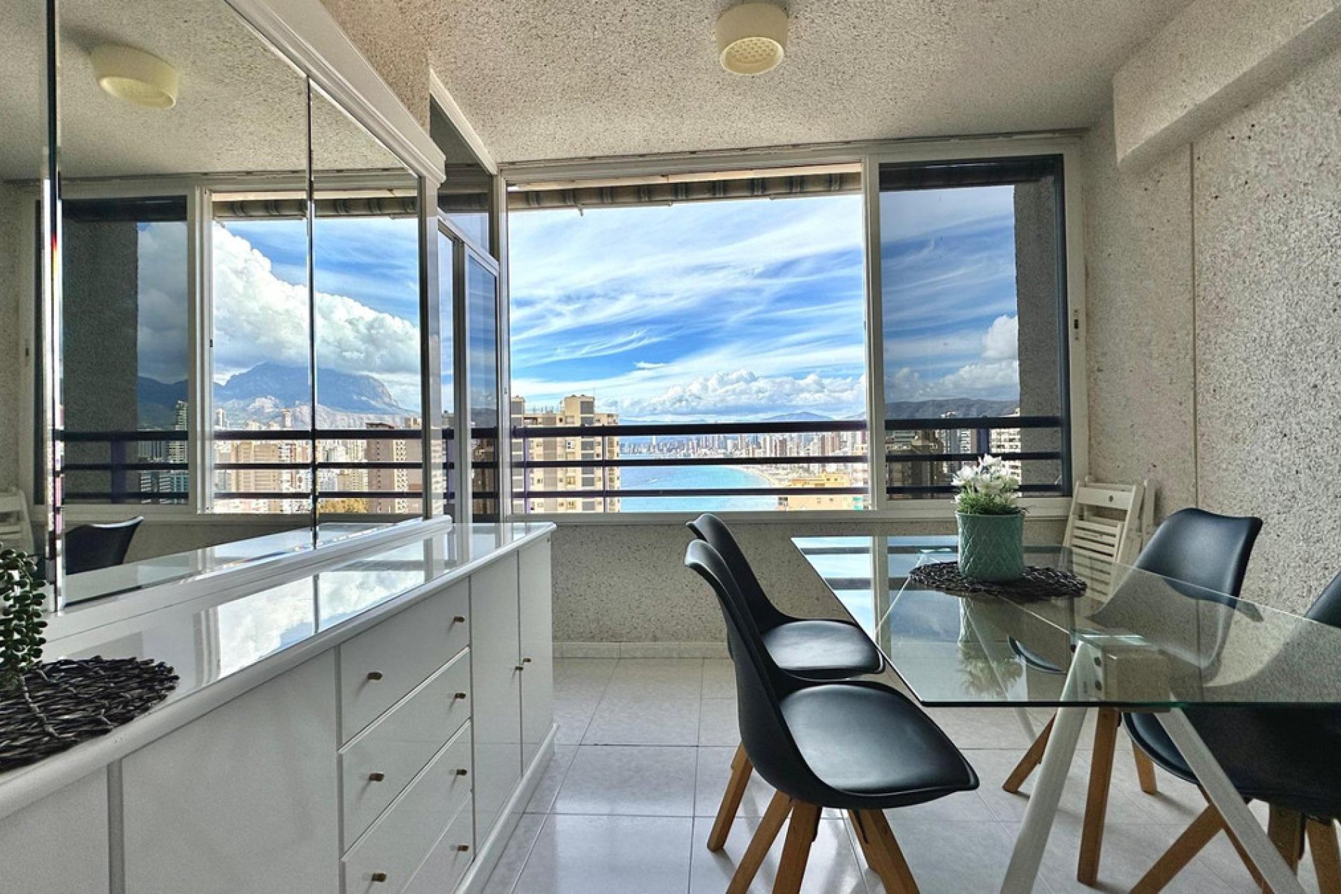 Használt ingatlanok - Apartman / lakás -
Benidorm - Benidorm Centro