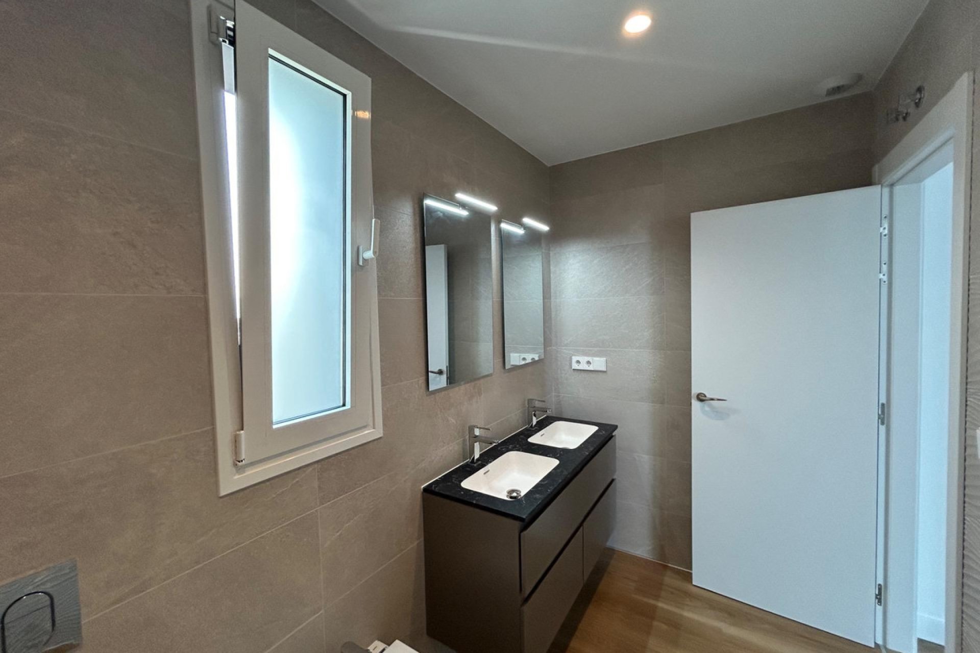 Használt ingatlanok - Apartman / lakás -
Benidorm - Benidorm Centro