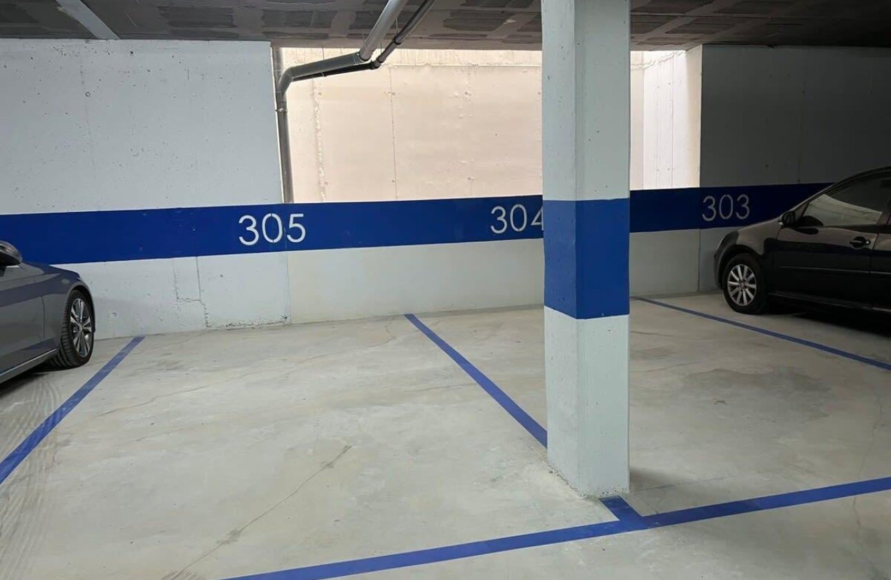 Használt ingatlanok - Apartman / lakás -
Benidorm - Benidorm Centro