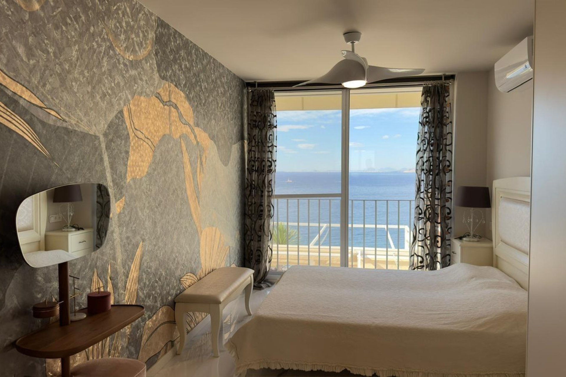 Használt ingatlanok - Apartman / lakás -
Benidorm - Benidorm Centro