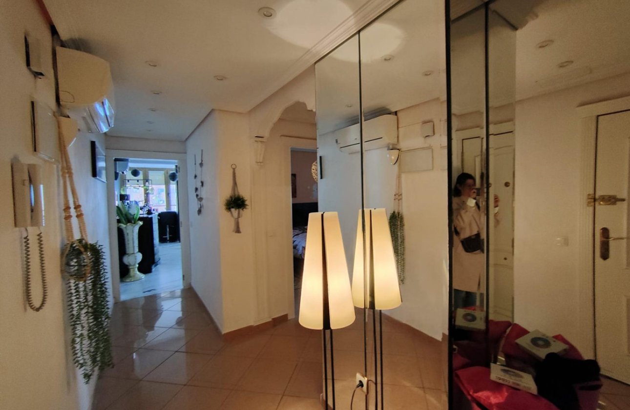 Használt ingatlanok - Apartman / lakás -
Benidorm - Benidorm Centro