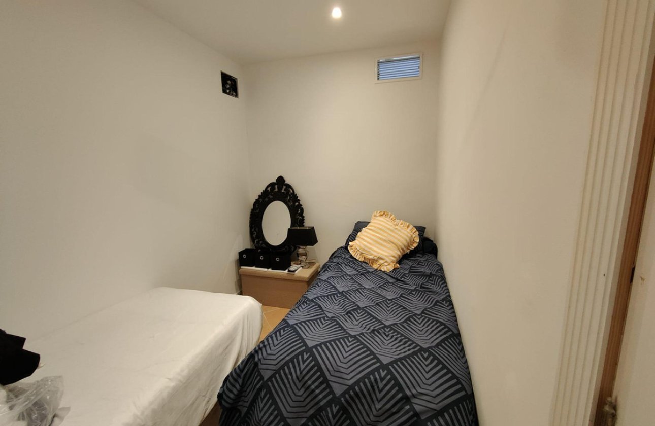 Használt ingatlanok - Apartman / lakás -
Benidorm - Benidorm Centro