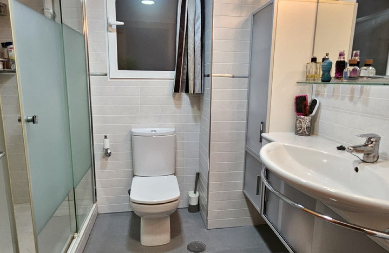 Használt ingatlanok - Apartman / lakás -
Benidorm - Benidorm Centro