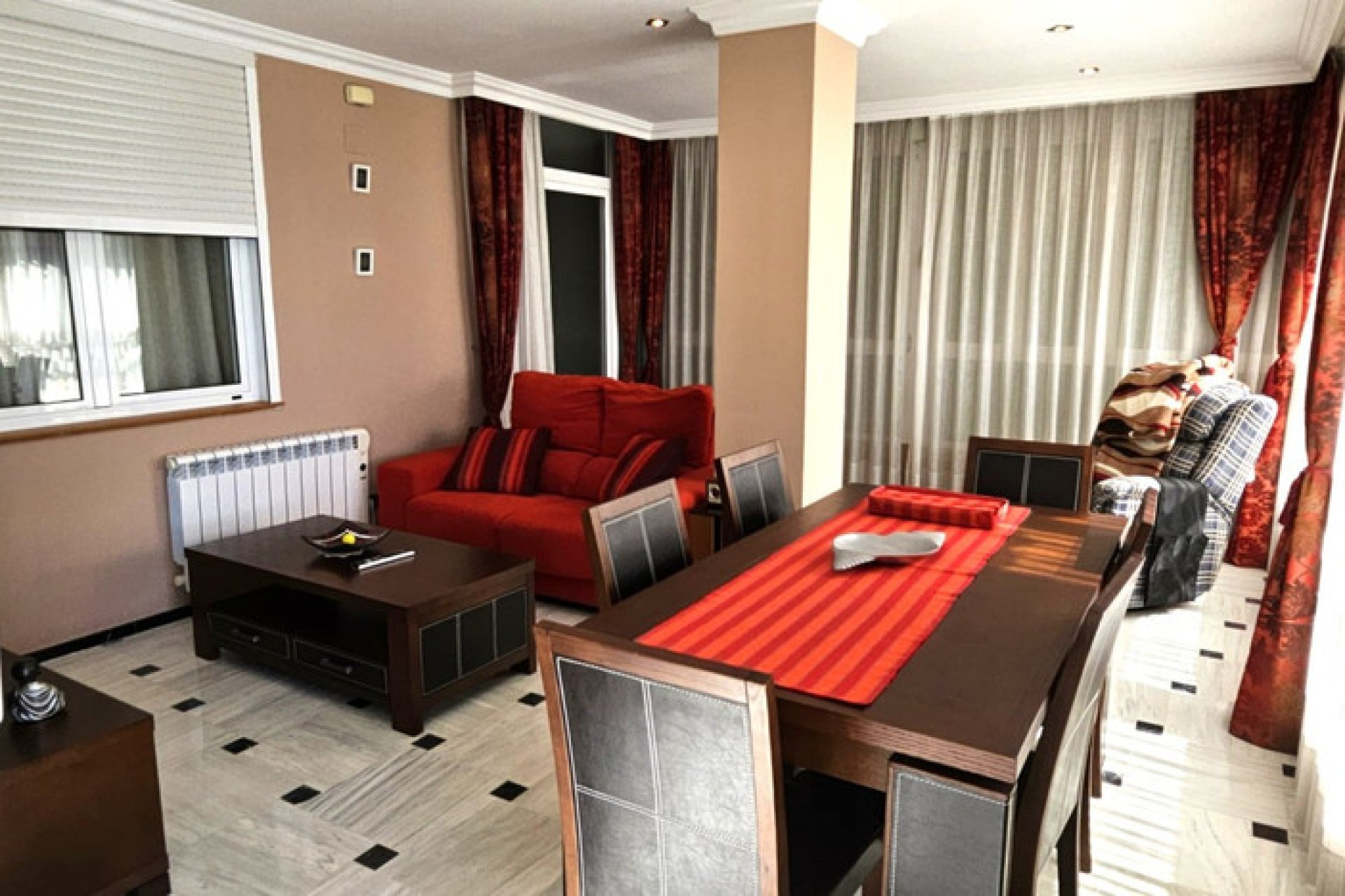 Használt ingatlanok - Apartman / lakás -
Benidorm - Benidorm Centro