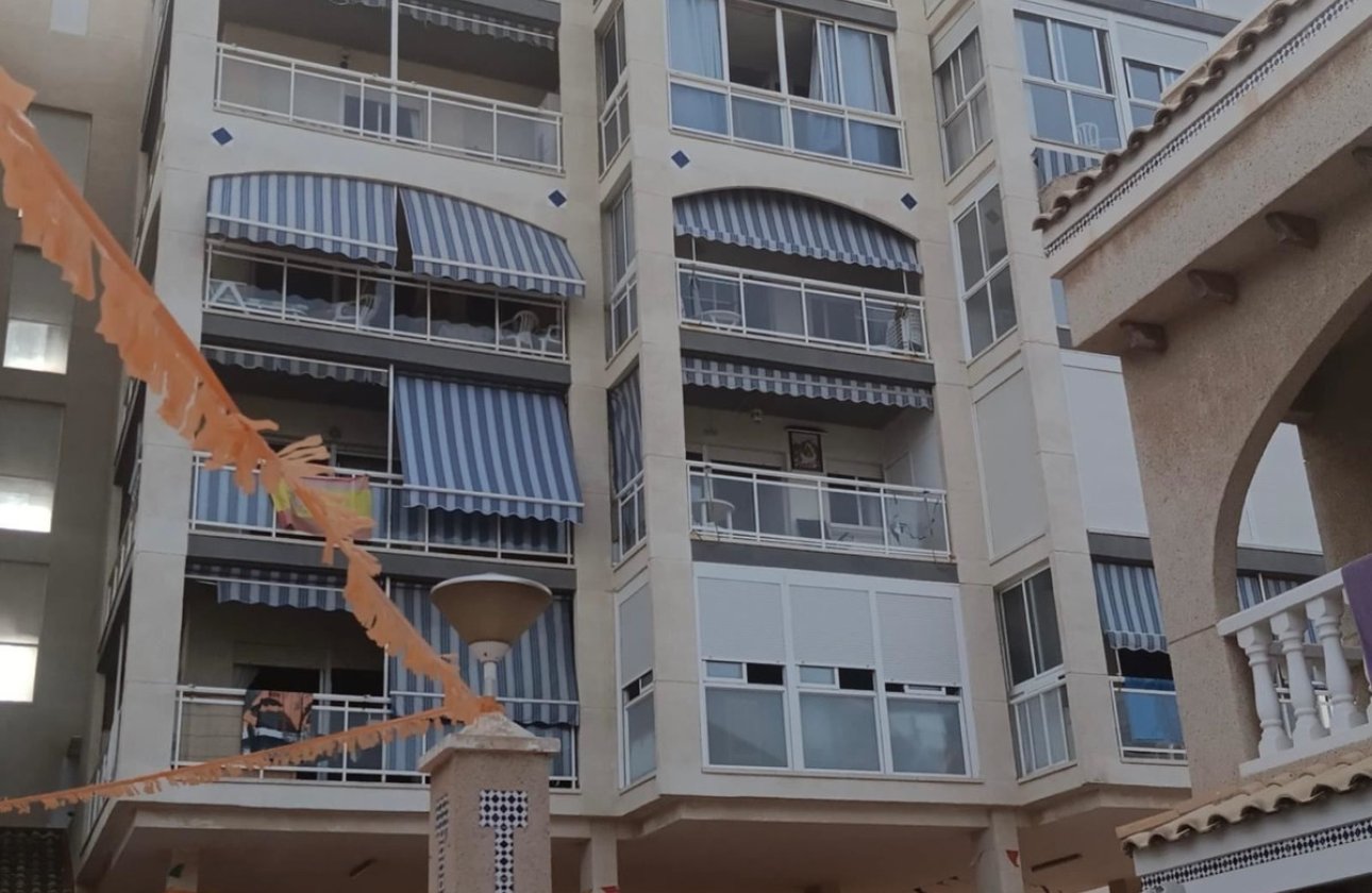 Használt ingatlanok - Apartman / lakás -
Elche - Arenales del Sol