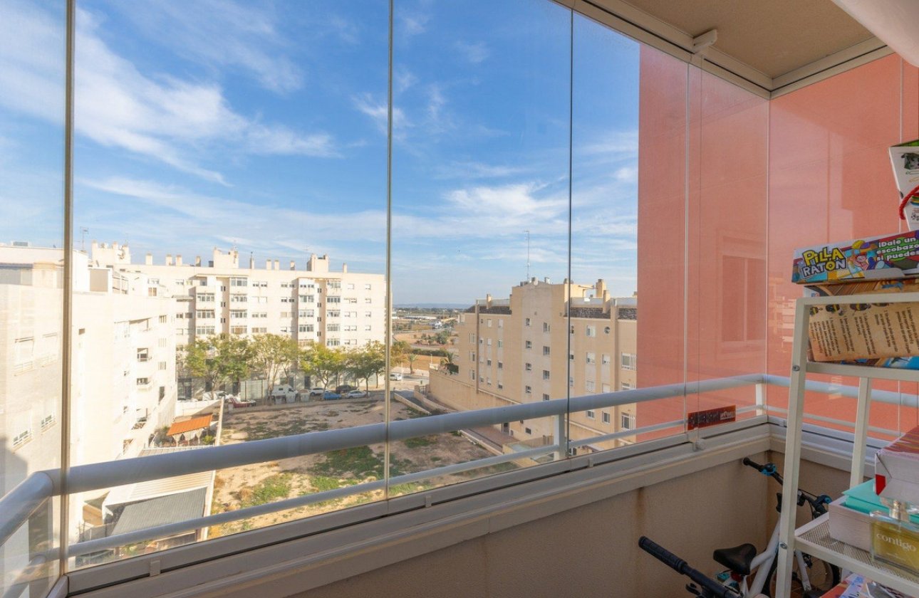 Használt ingatlanok - Apartman / lakás -
Elche - Elche Centro