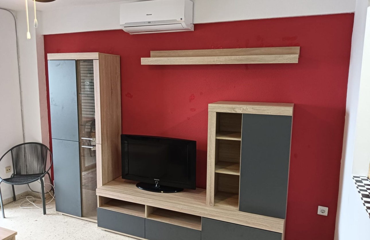 Használt ingatlanok - Apartman / lakás -
Finestrat