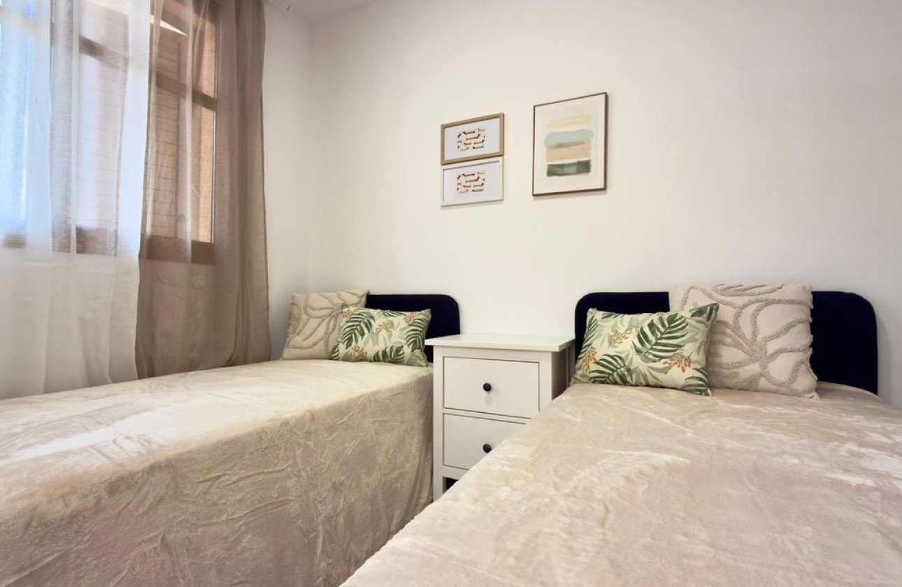 Használt ingatlanok - Apartman / lakás -
Finestrat