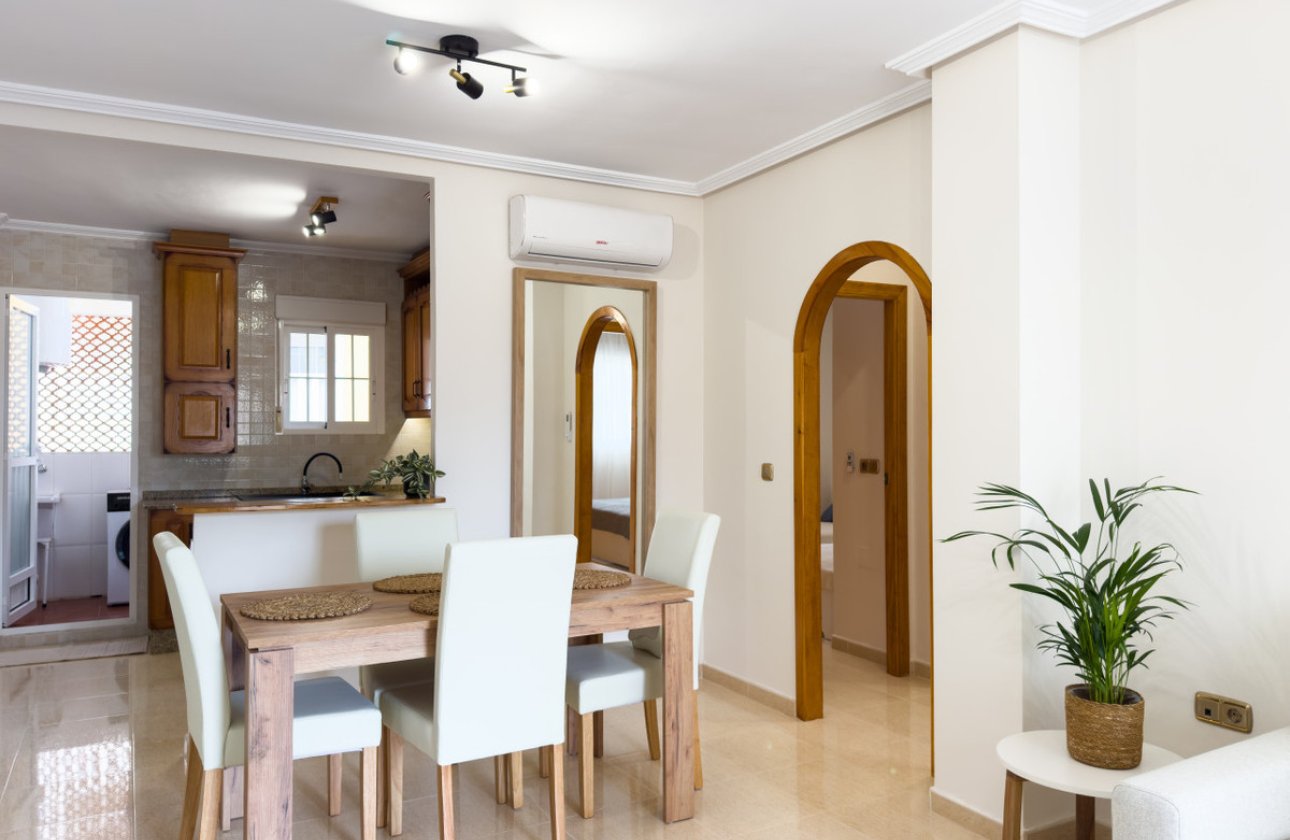 Használt ingatlanok - Apartman / lakás -
Orihuela - Cabo Roig