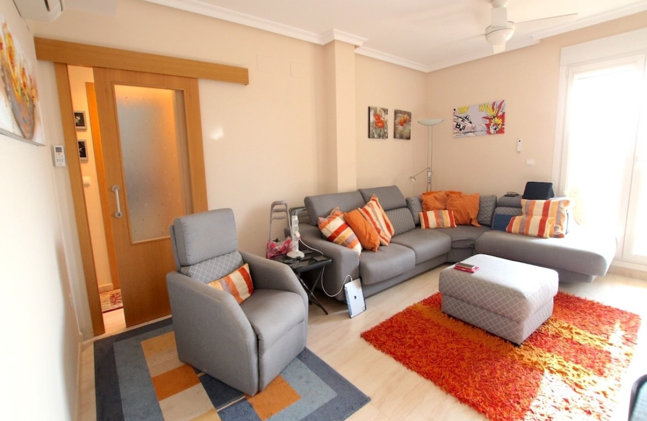 Használt ingatlanok - Apartman / lakás -
Orihuela - Cabo Roig