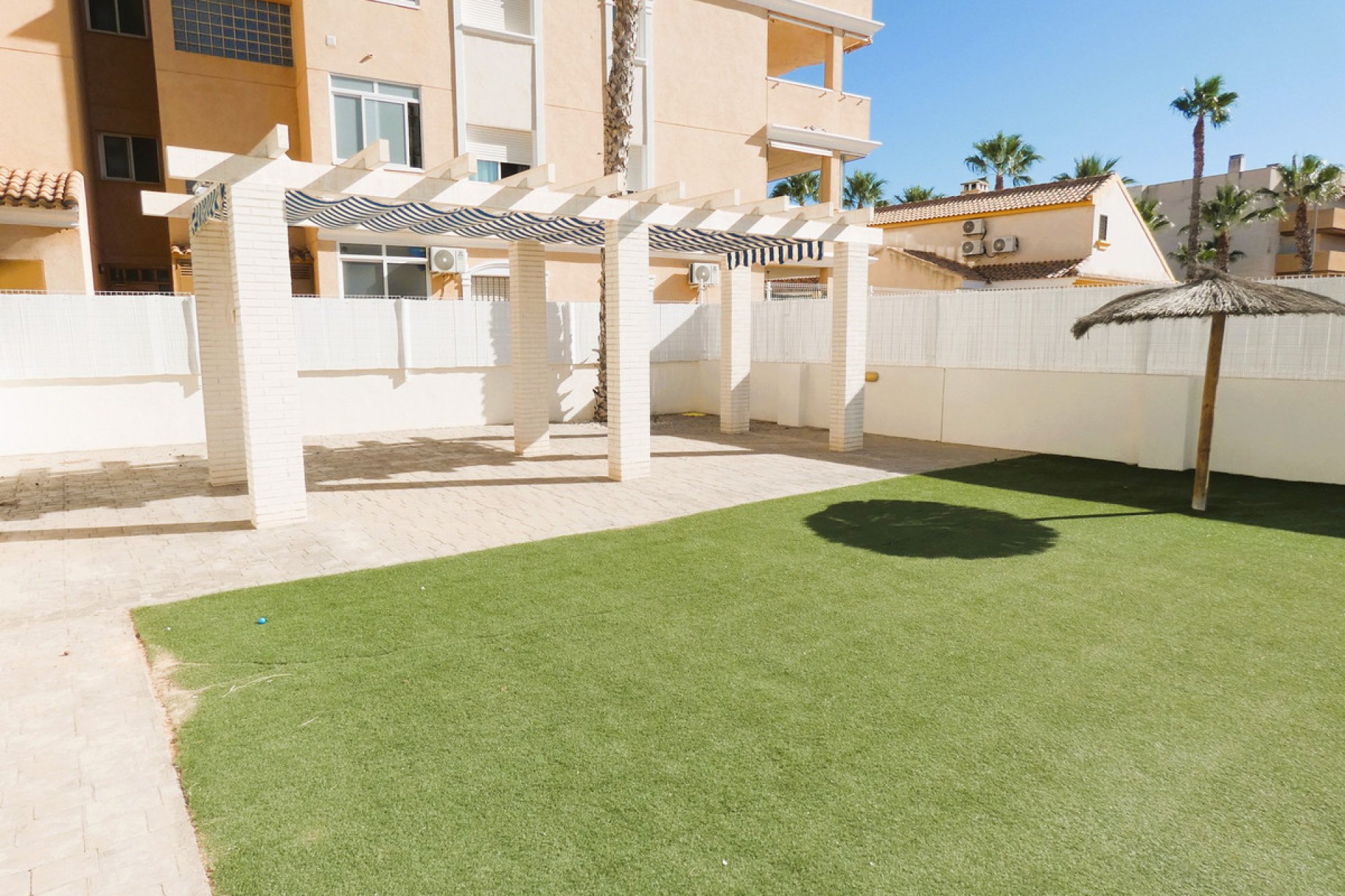 Használt ingatlanok - Apartman / lakás -
Orihuela - Cabo Roig