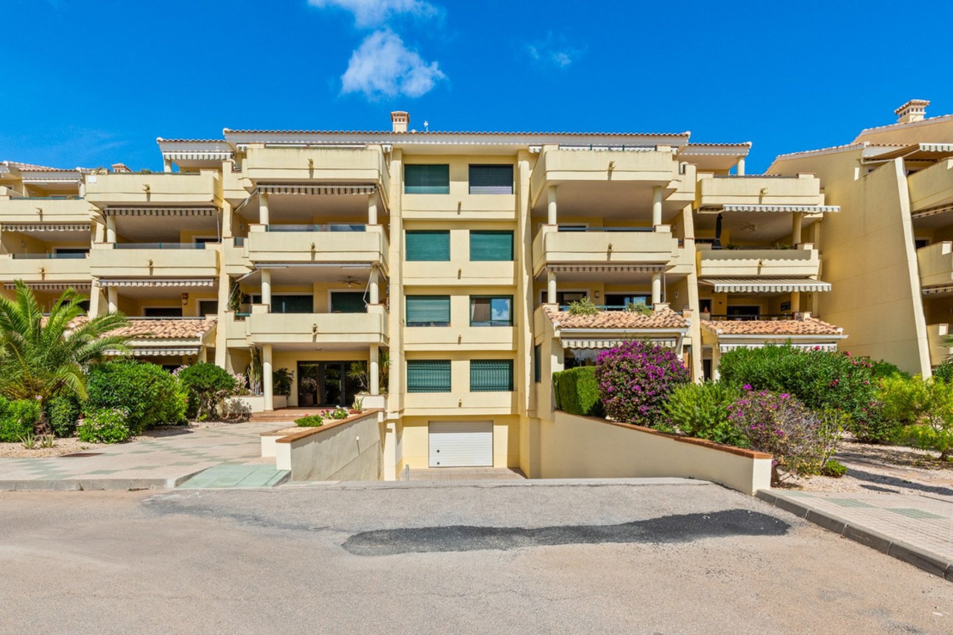 Használt ingatlanok - Apartman / lakás -
Orihuela - Campoamor