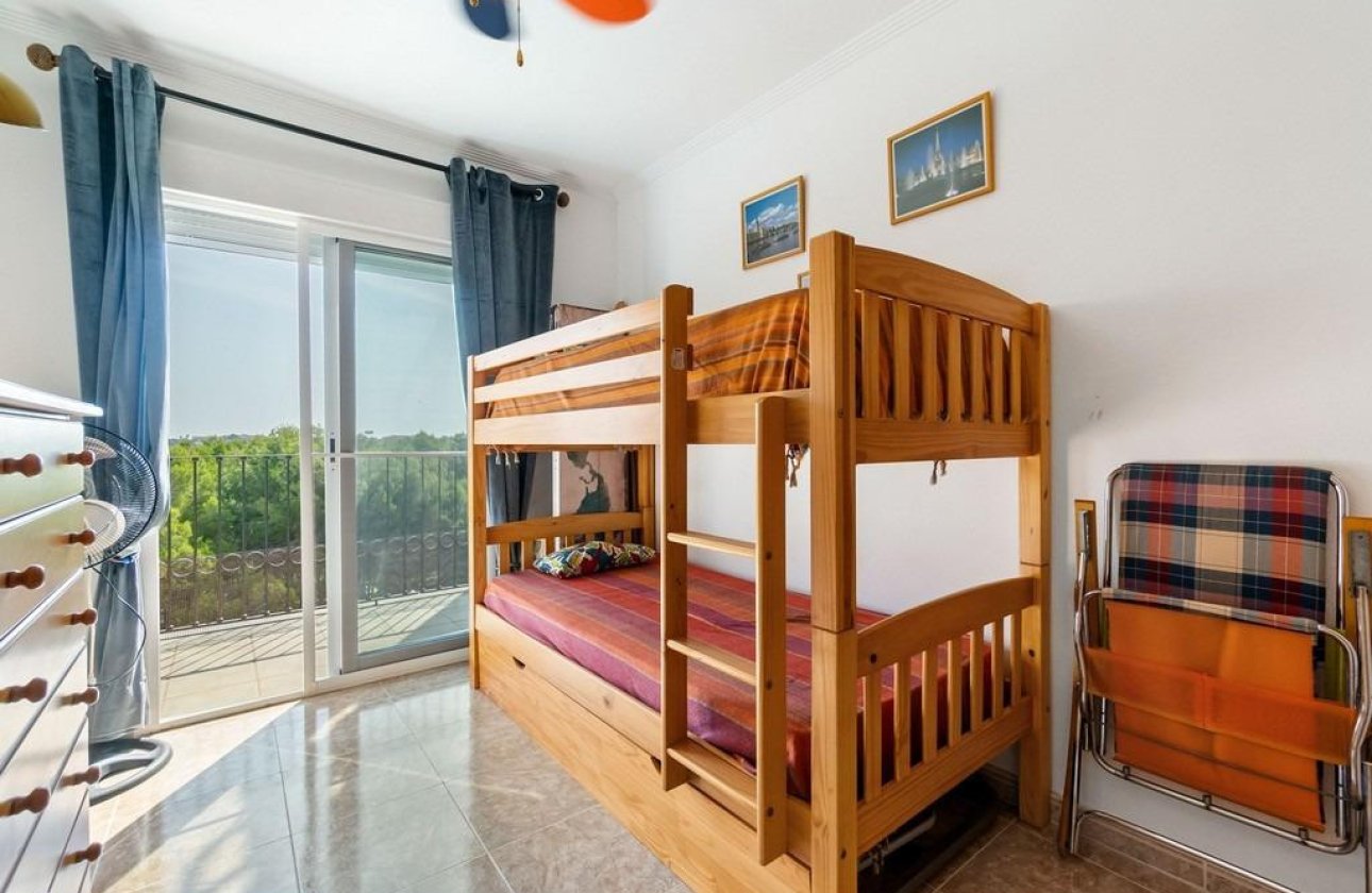 Használt ingatlanok - Apartman / lakás -
Orihuela - Campoamor