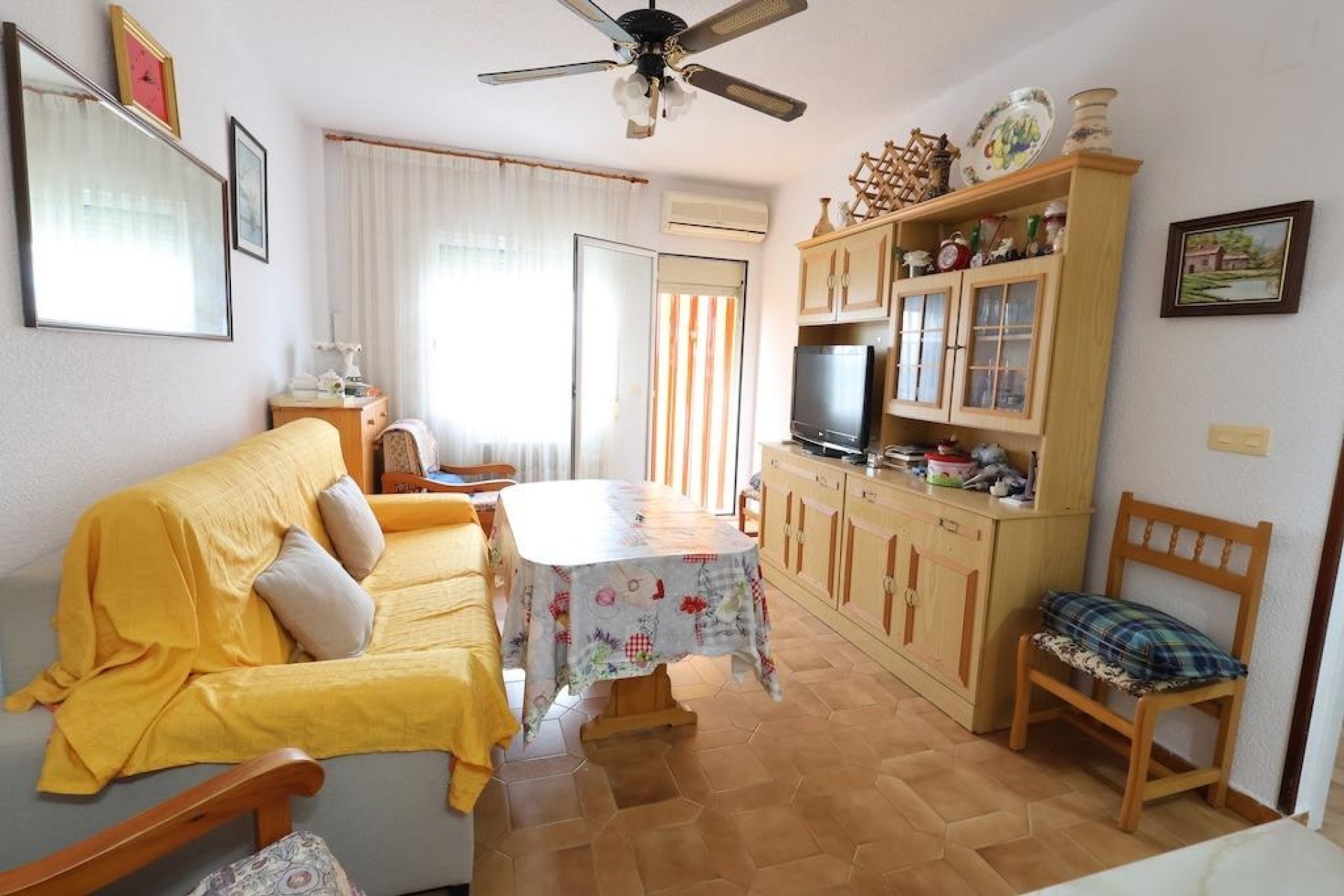 Használt ingatlanok - Apartman / lakás -
Orihuela Costa - La Regia
