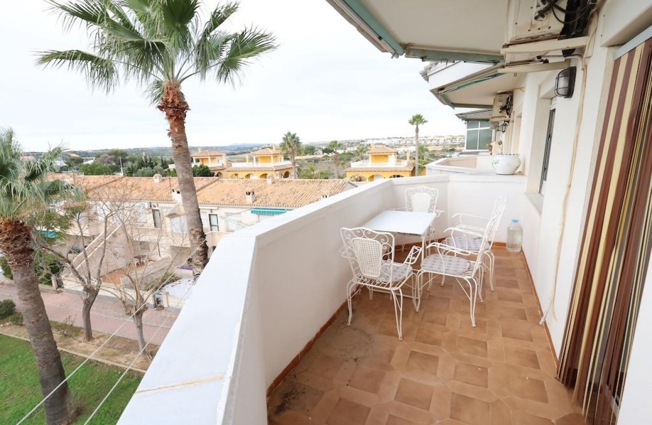 Használt ingatlanok - Apartman / lakás -
Orihuela Costa - La Regia