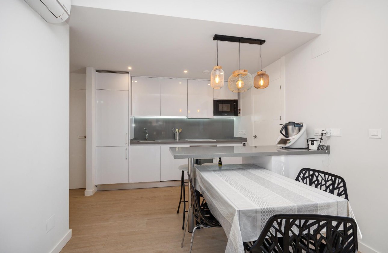 Használt ingatlanok - Apartman / lakás -
Orihuela-Costa - Las Filipinas