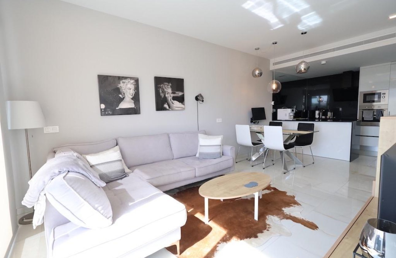 Használt ingatlanok - Apartman / lakás -
Orihuela Costa - Las Mimosas