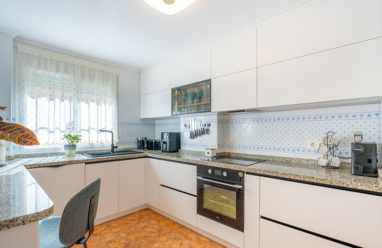 Használt ingatlanok - Apartman / lakás -
Orihuela - La Regia