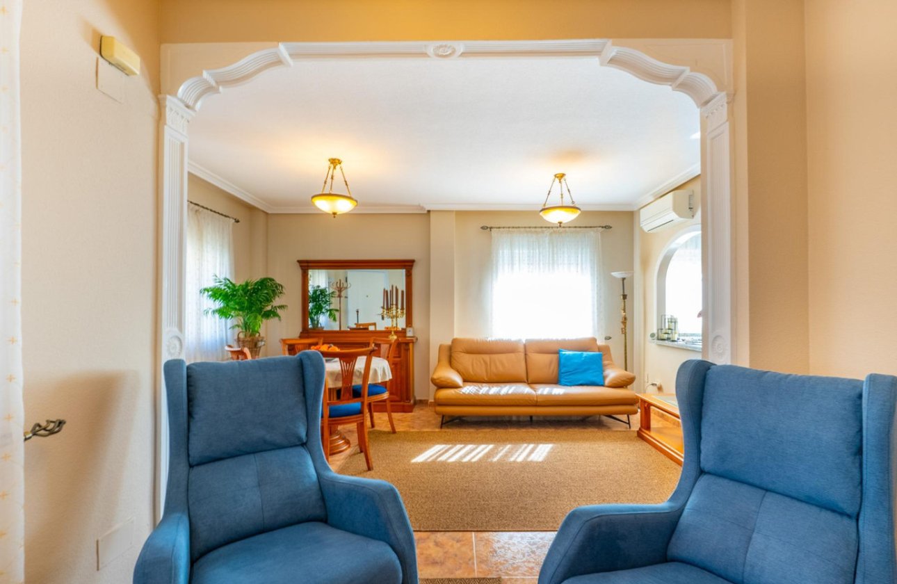 Használt ingatlanok - Apartman / lakás -
Orihuela - La Regia