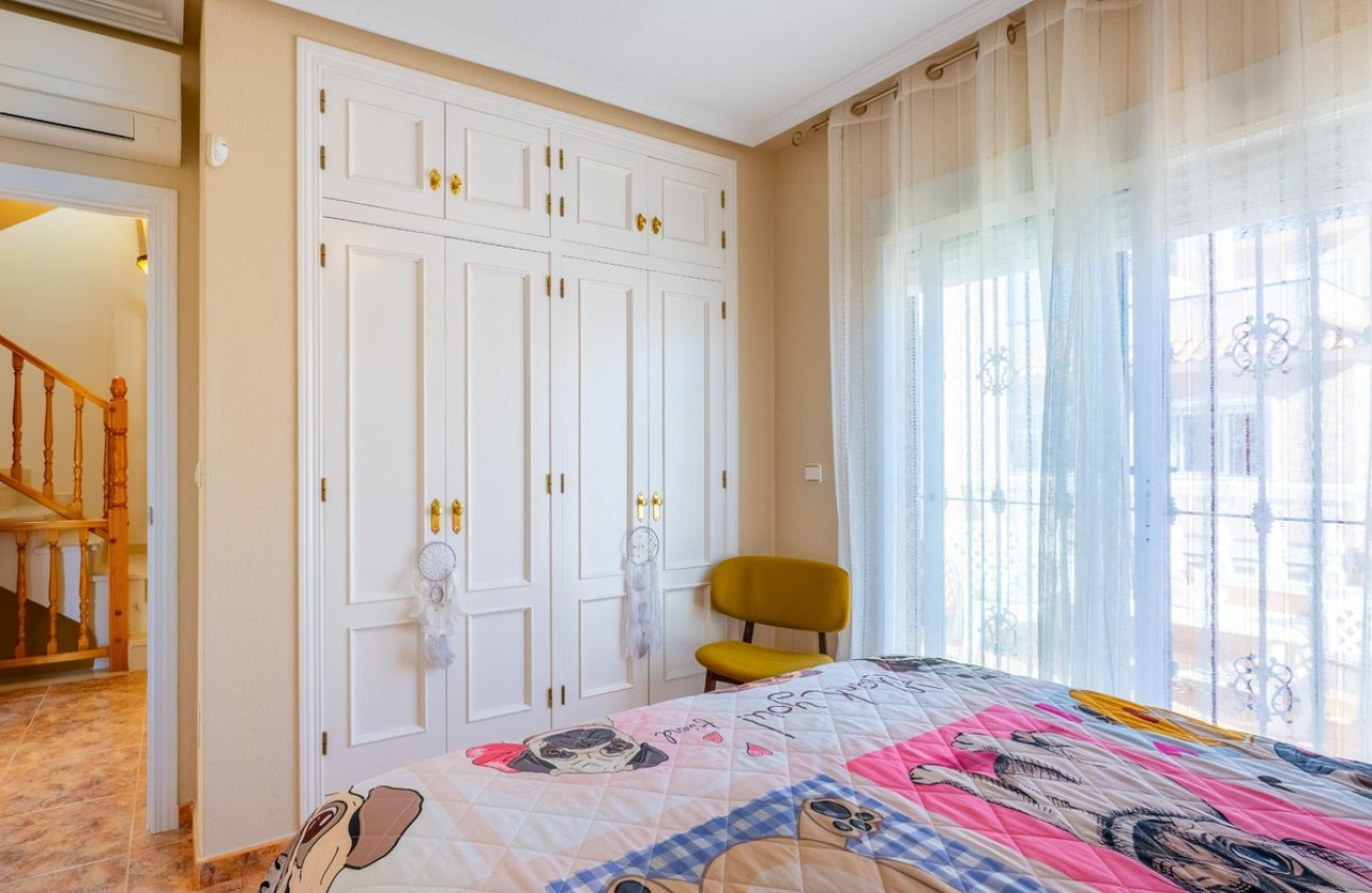 Használt ingatlanok - Apartman / lakás -
Orihuela - La Regia