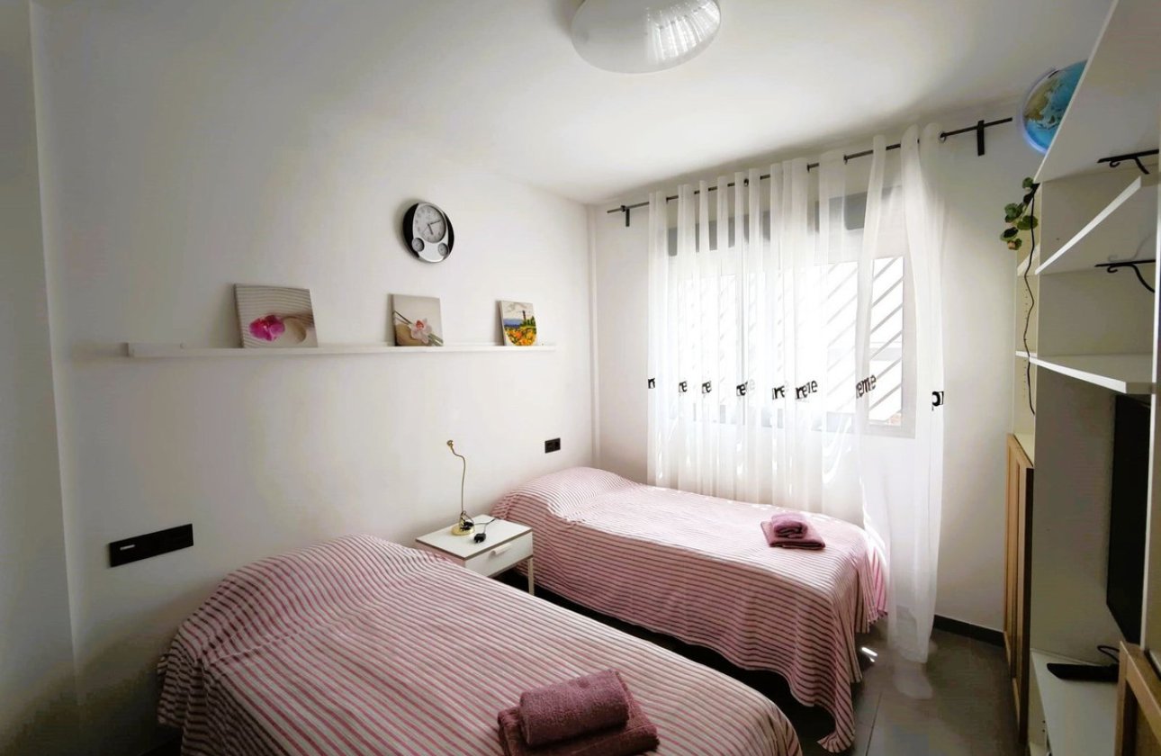 Használt ingatlanok - Apartman / lakás -
Orihuela - La Zenia