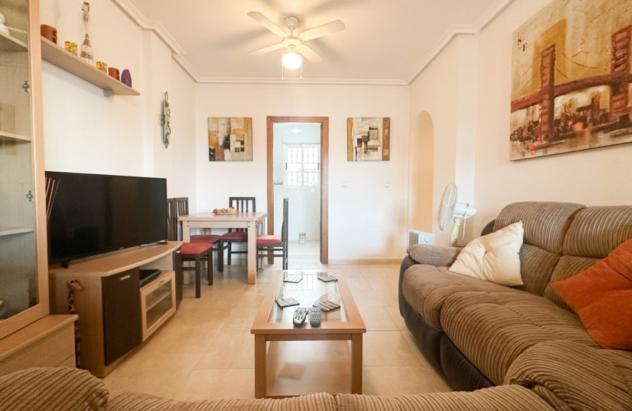 Használt ingatlanok - Apartman / lakás -
Orihuela - Los Altos