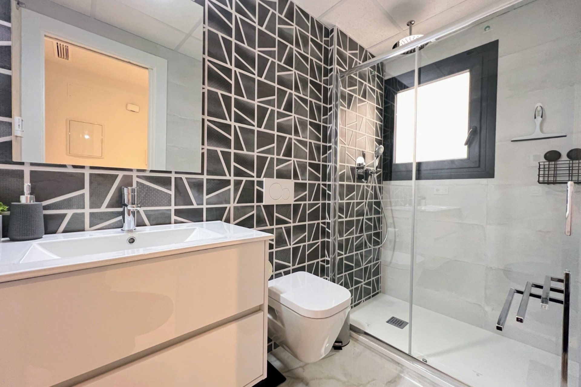 Használt ingatlanok - Apartman / lakás -
Orihuela - Los Altos