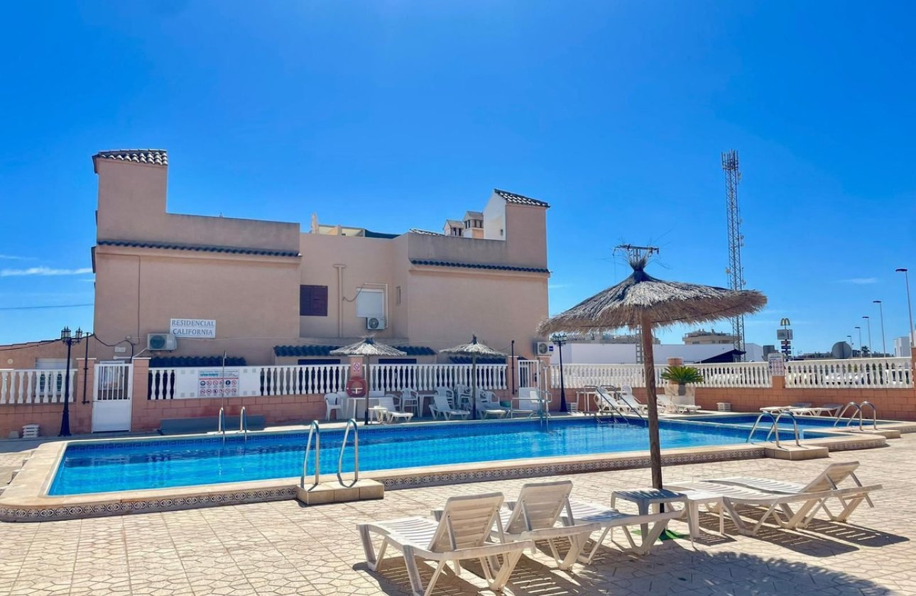 Használt ingatlanok - Apartman / lakás -
Orihuela - Los Altos