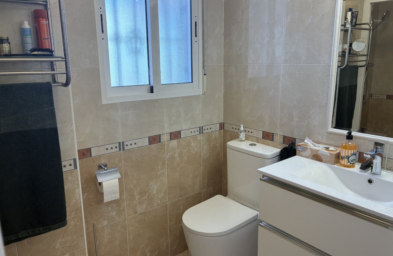 Használt ingatlanok - Apartman / lakás -
Orihuela - Los Dolses