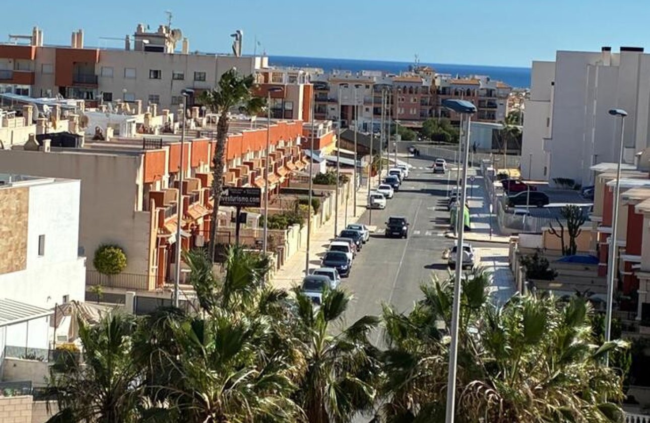 Használt ingatlanok - Apartman / lakás -
Orihuela - Los Dolses