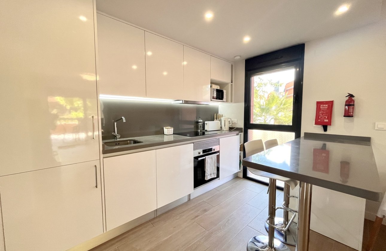 Használt ingatlanok - Apartman / lakás -
Orihuela - Los Dolses