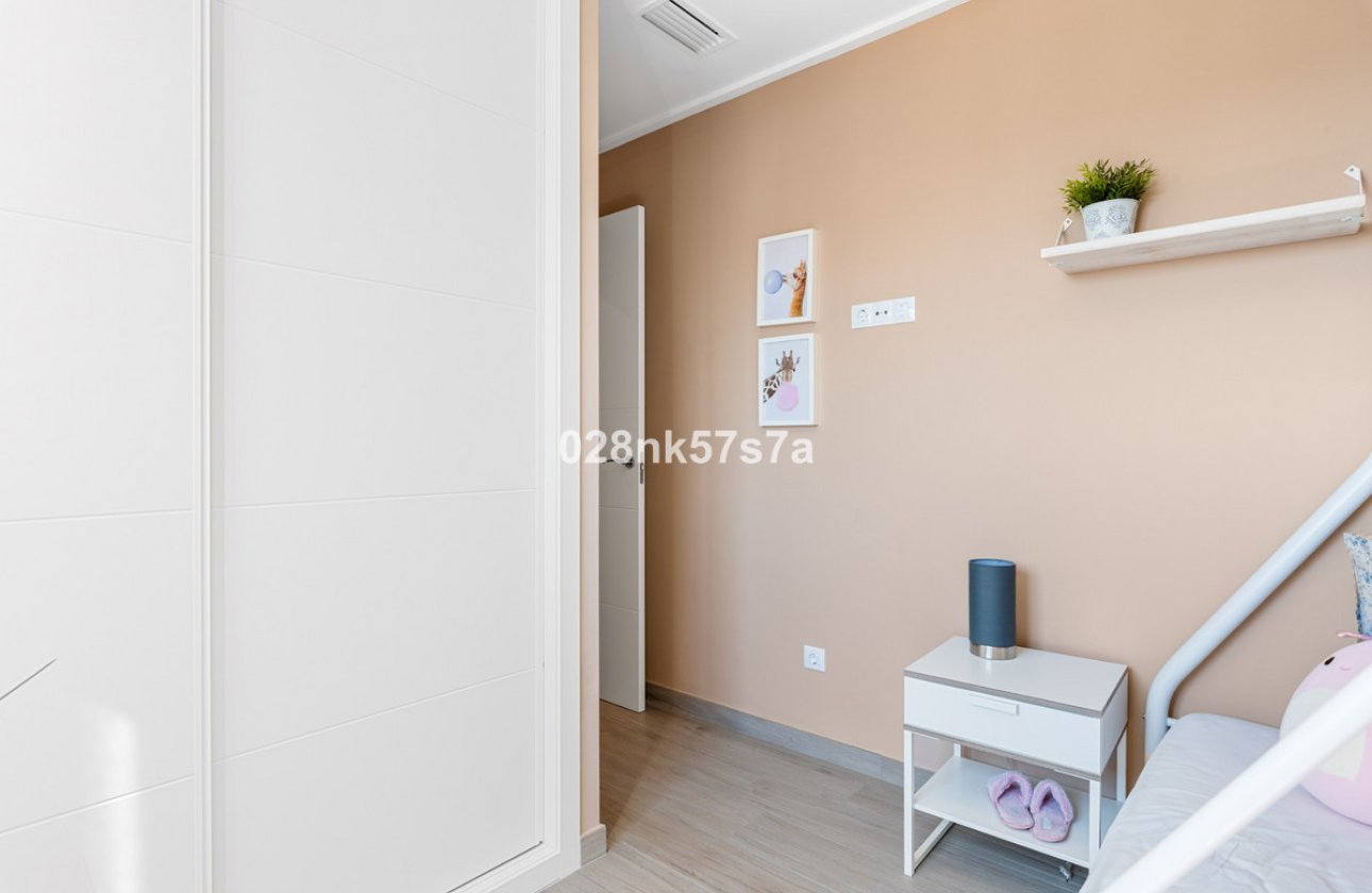 Használt ingatlanok - Apartman / lakás -
Orihuela - Los Dolses