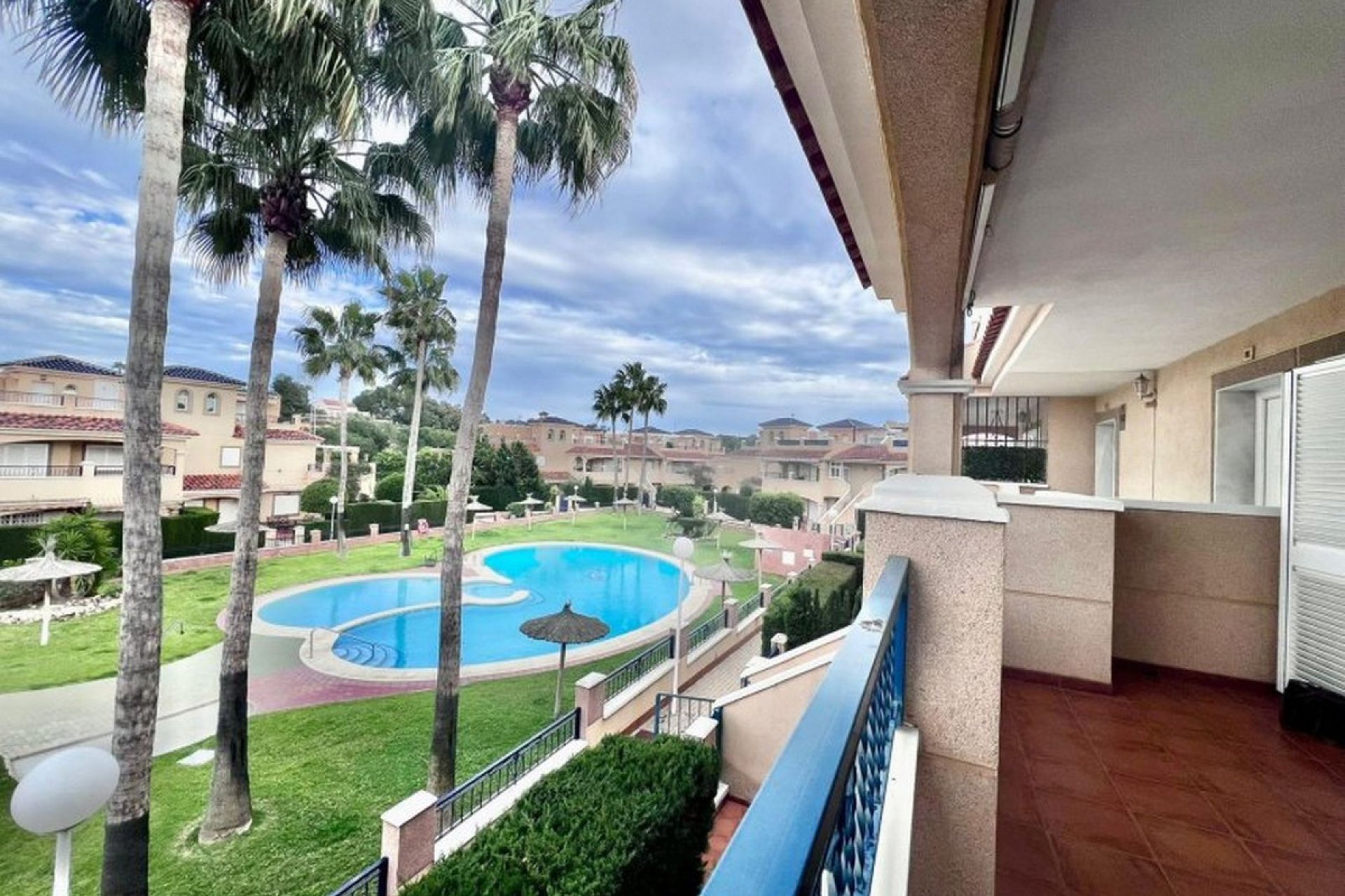 Használt ingatlanok - Apartman / lakás -
Orihuela - Mil Palmeras