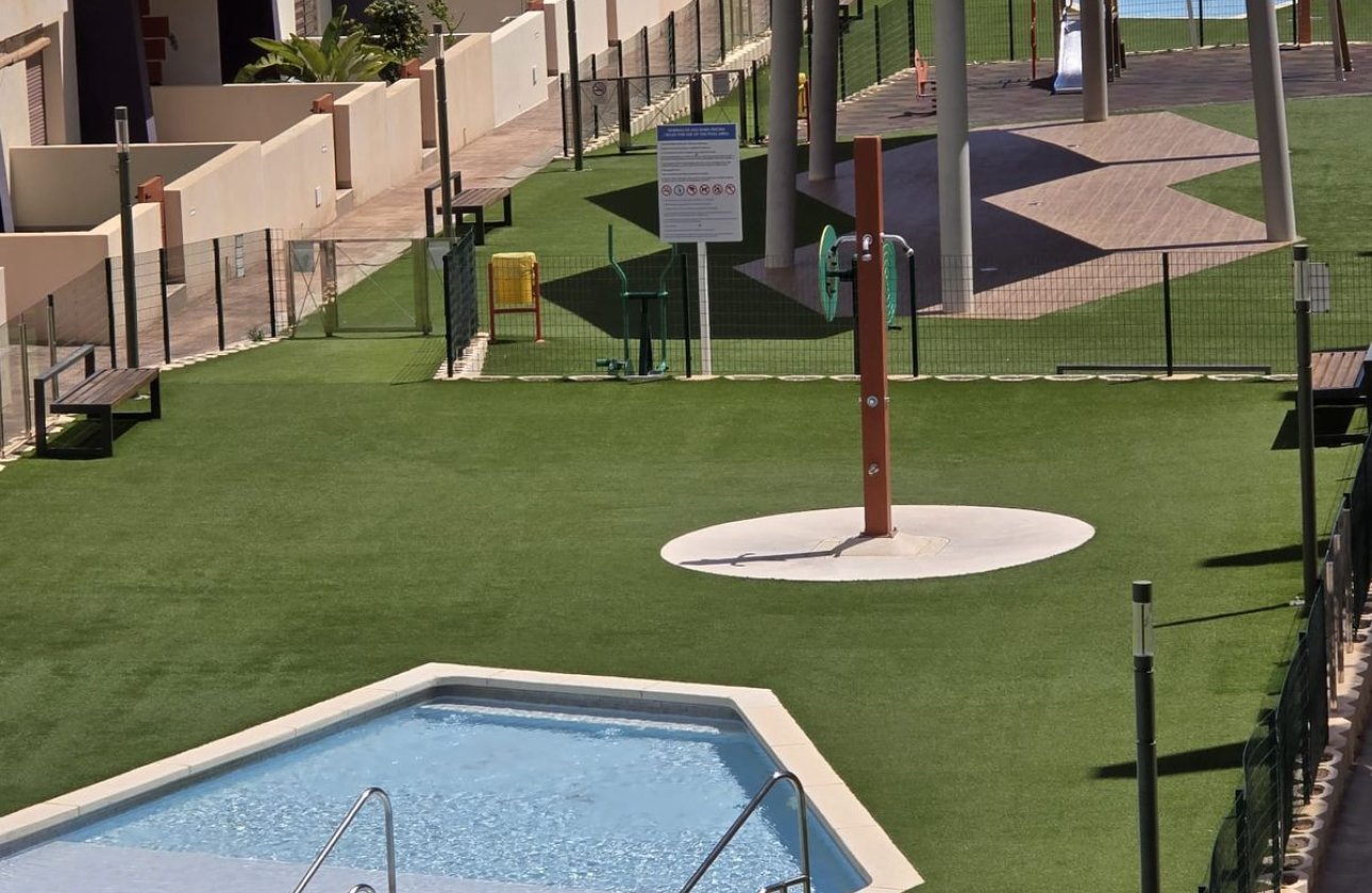 Használt ingatlanok - Apartman / lakás -
Orihuela - Mil Palmeras