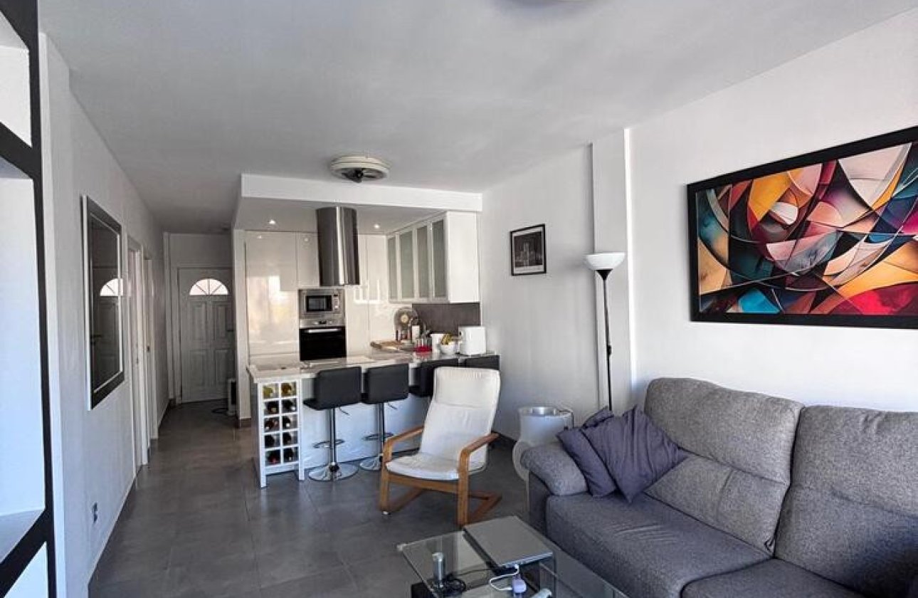 Használt ingatlanok - Apartman / lakás -
Orihuela - Orihuela Costa