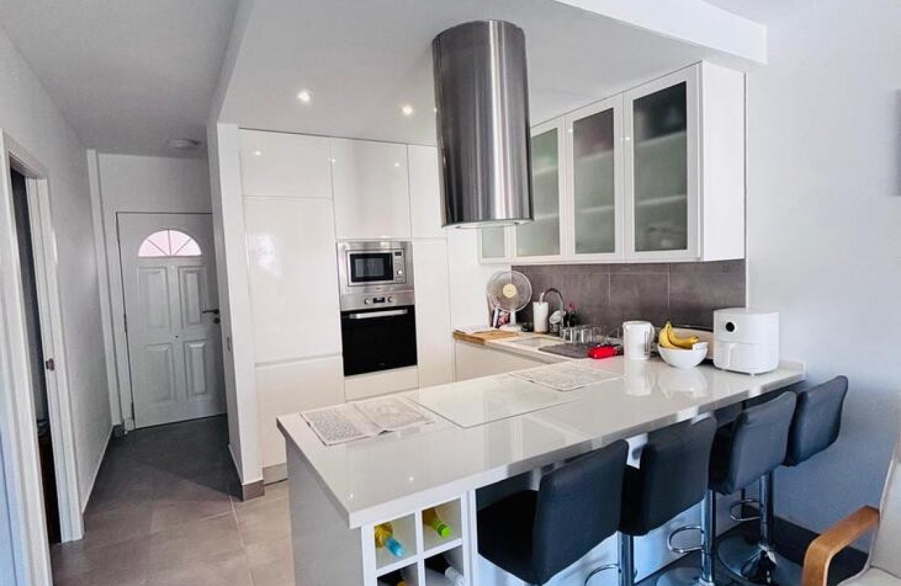 Használt ingatlanok - Apartman / lakás -
Orihuela - Orihuela Costa