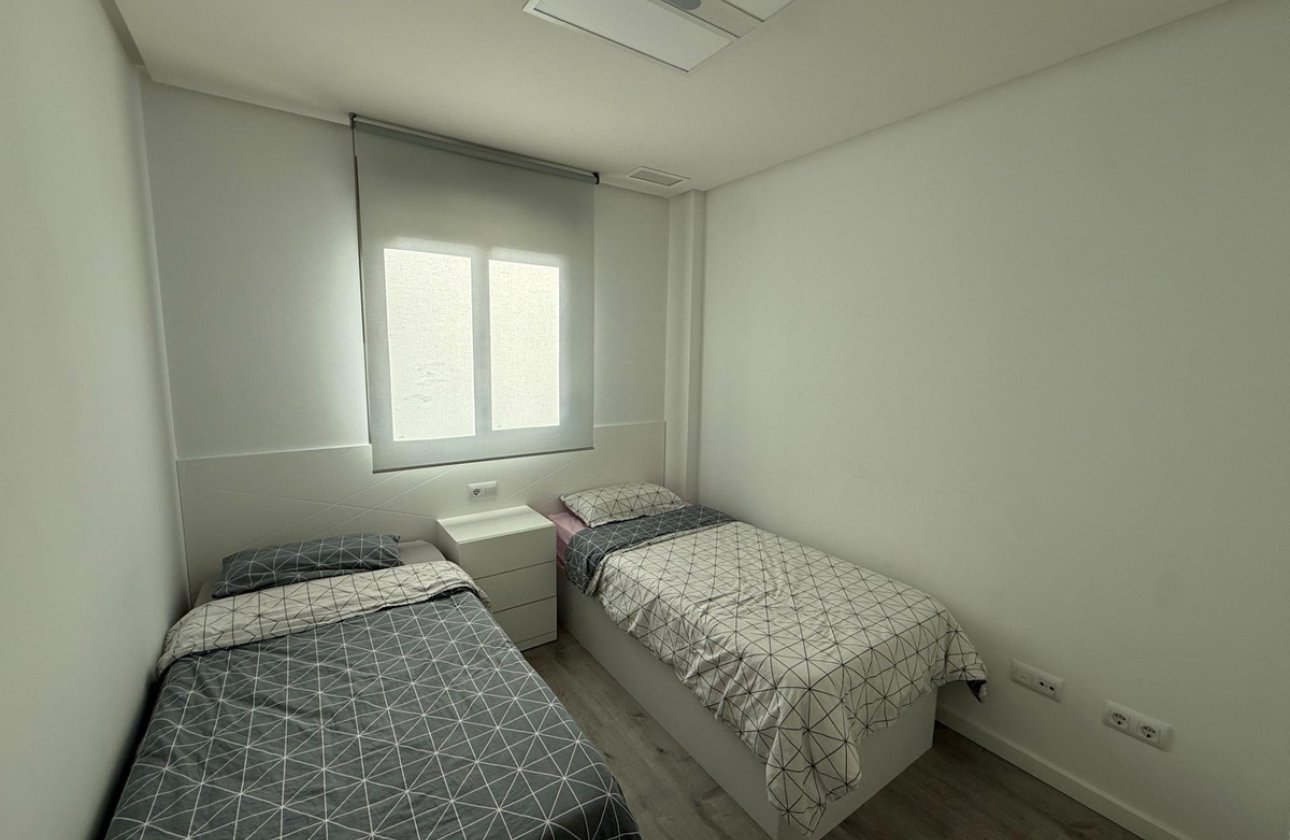 Használt ingatlanok - Apartman / lakás -
Orihuela - Orihuela Costa