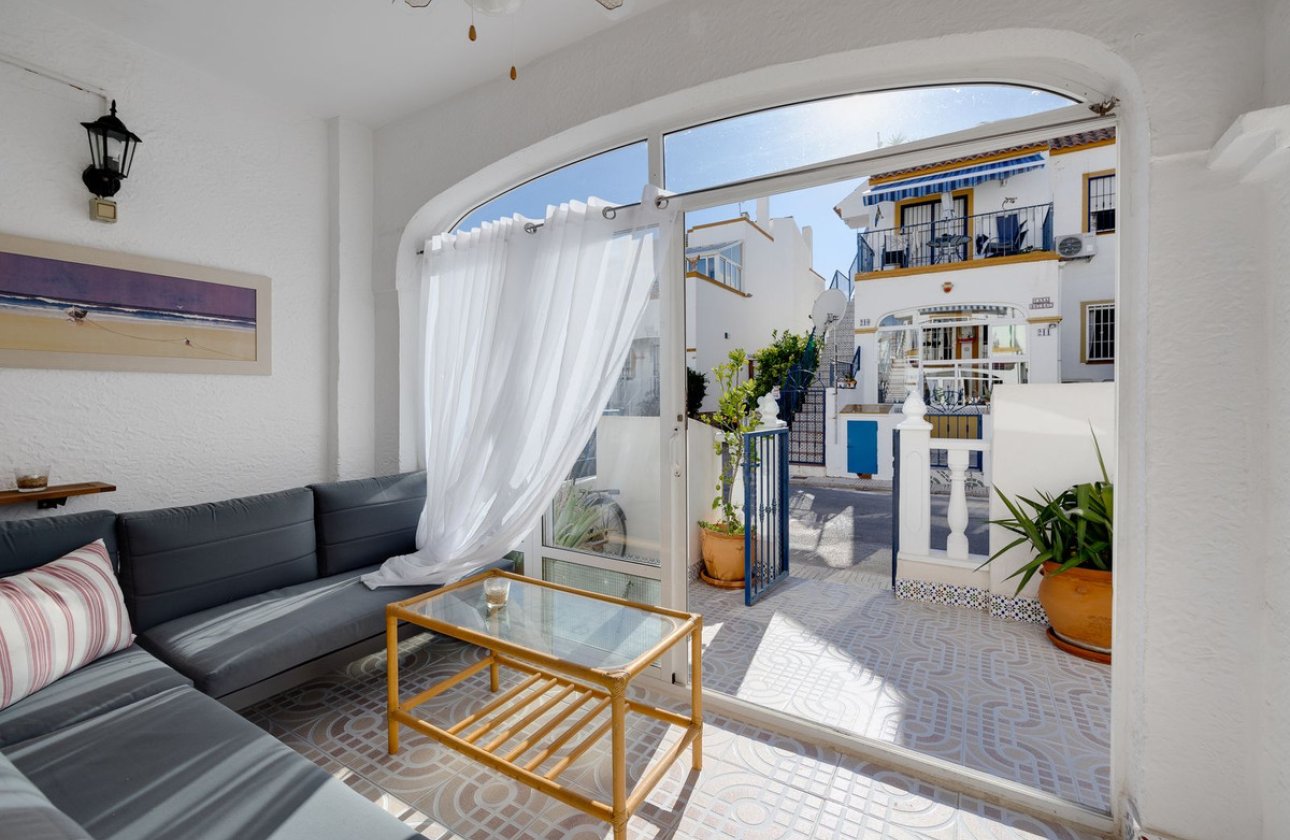 Használt ingatlanok - Apartman / lakás -
Orihuela - Orihuela Costa