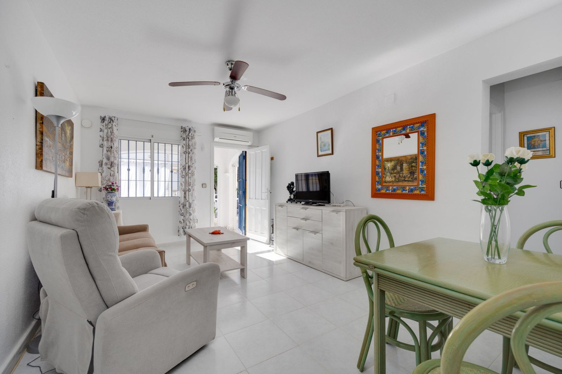 Használt ingatlanok - Apartman / lakás -
Orihuela - Orihuela Costa