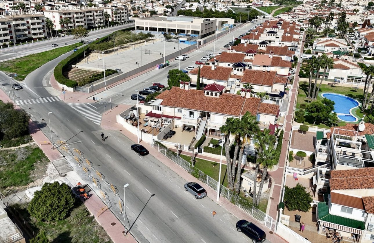 Használt ingatlanok - Apartman / lakás -
Orihuela - Playa Flamenca