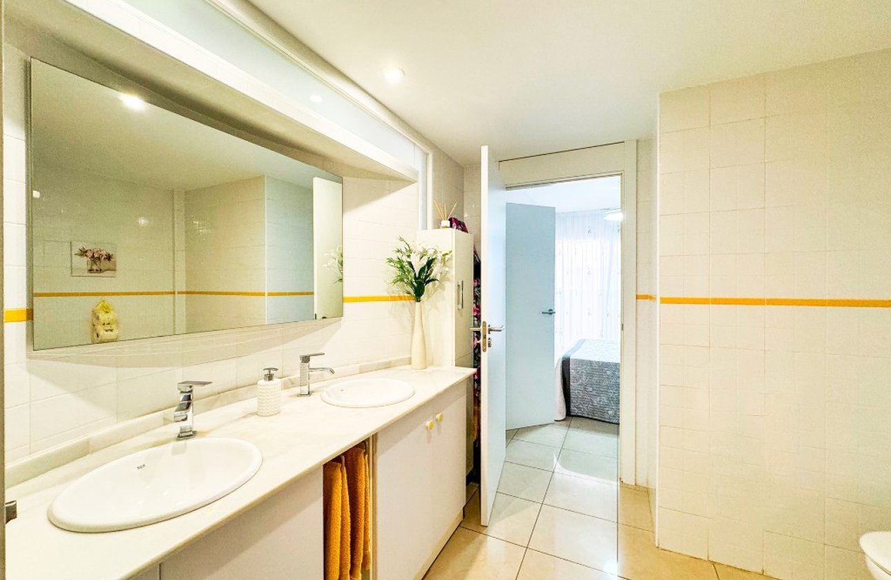 Használt ingatlanok - Apartman / lakás -
Orihuela - Playa Flamenca