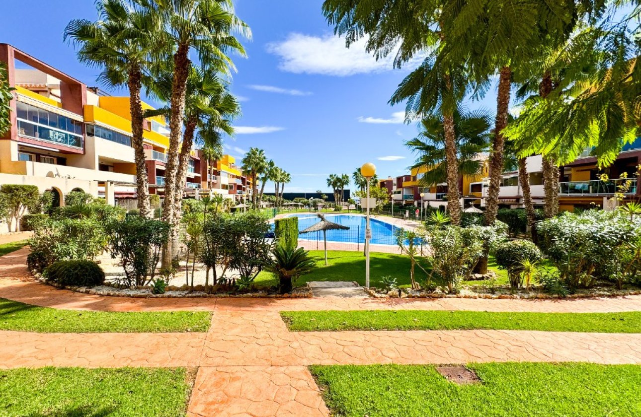 Használt ingatlanok - Apartman / lakás -
Orihuela - Playa Flamenca