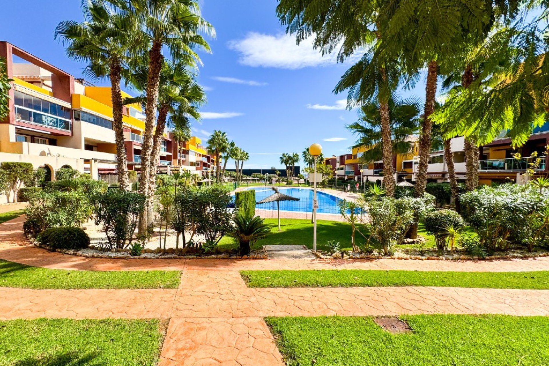 Használt ingatlanok - Apartman / lakás -
Orihuela - Playa Flamenca